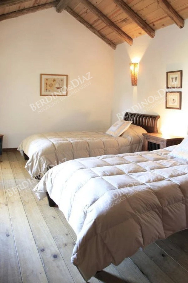 Casa ID.2215 - Casa en piedra venta frente al mar Manantiales