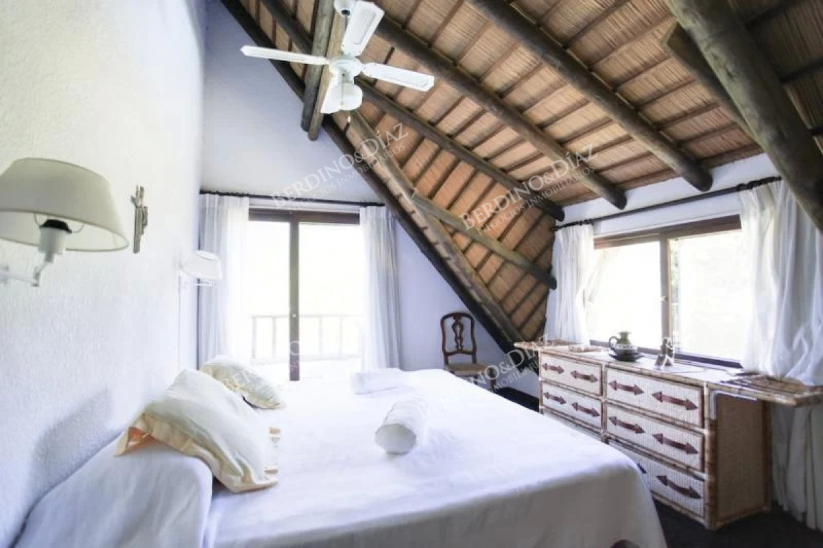 Casa ID.2179 - Hermos quincho en venta con 5000 m2 de terreno Golf 