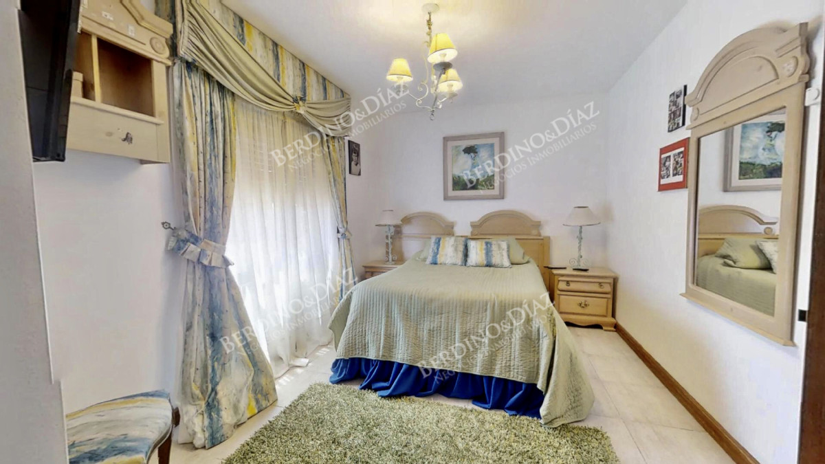Casa ID.343 - Espectacular Masión  a 100 metros de Playa Mansa