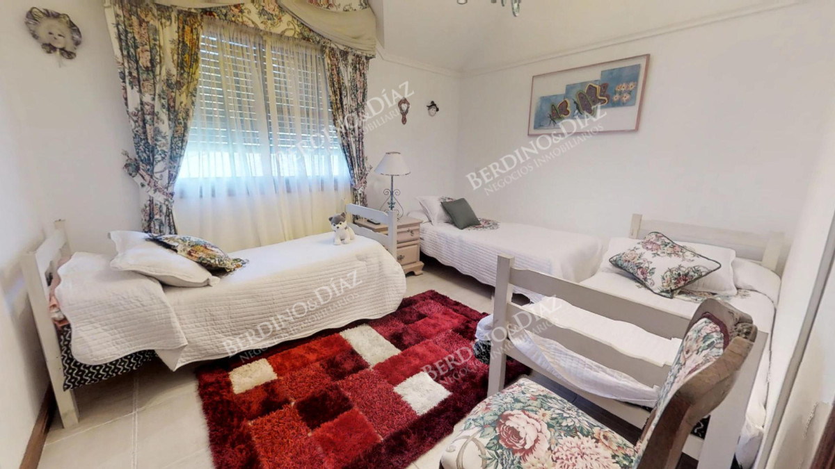 Casa ID.343 - Espectacular Masión  a 100 metros de Playa Mansa