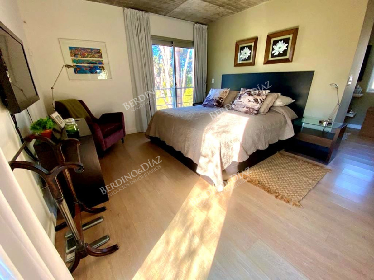 Casa ID.157 -  Casa Espectacular de 4 Suites en Playa Brava