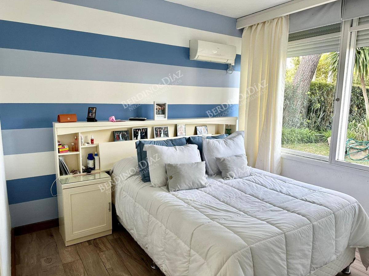 Casa ID.1952 - Casa en San Rafael a 3 cuadras del mar