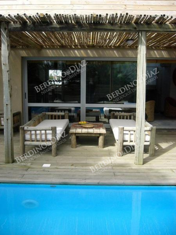 Casa ID.2284 - Casa moderna en venta Jose Ignacio 4 dormitorios
