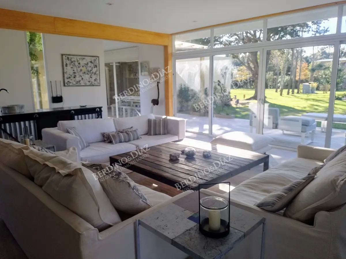 Casa ID.2822 - Casa en La Barra, La Barra