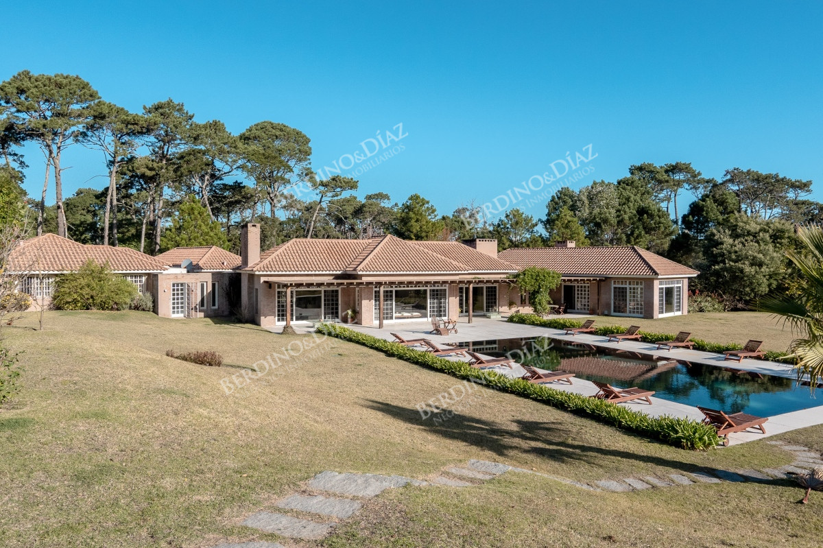 Casa ID.2394 - Mansion en venta en Beverly Hills 9 dormitorios