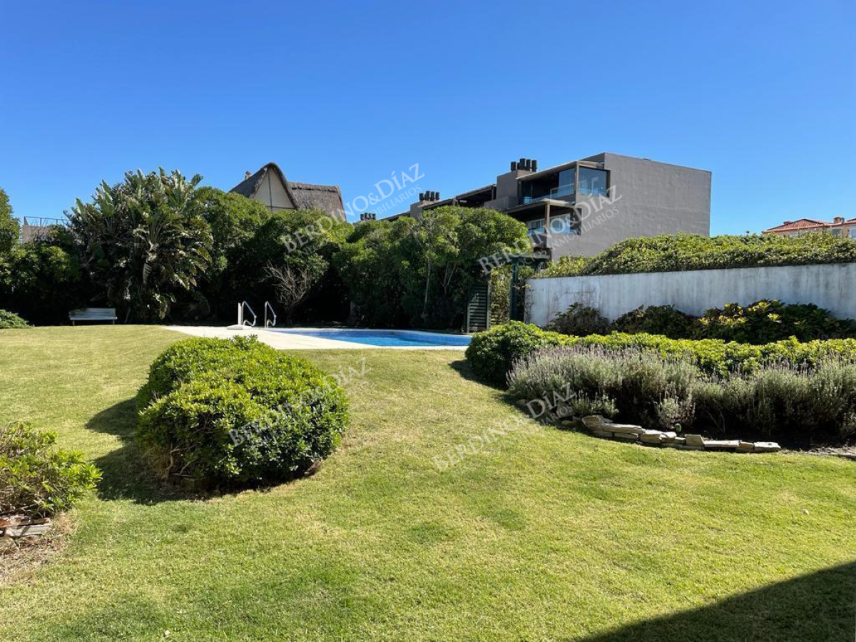 Casa ID.2161 - Casa enventa con vista al mar Manantiales La Barra