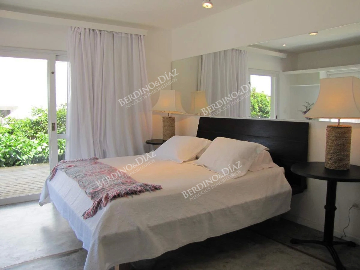 Casa ID.2227 - Casa a estrenar estilo minimalista Jose Ignacio en venta