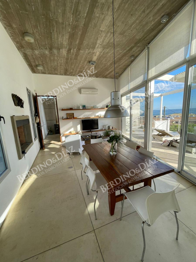 Casa ID.2204 - Casa en venta en Manantiales moderna y con vista al mar