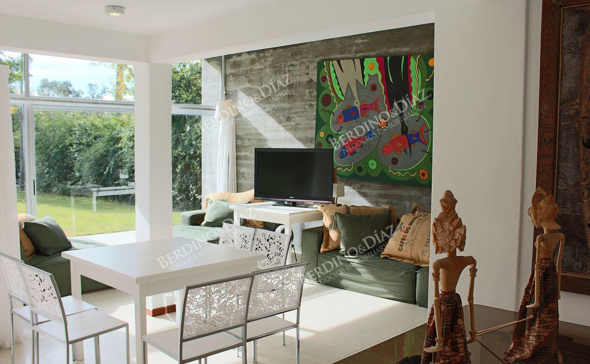 Casa ID.2173 - En venta Importante Residencia Zona Golf Punta del Este