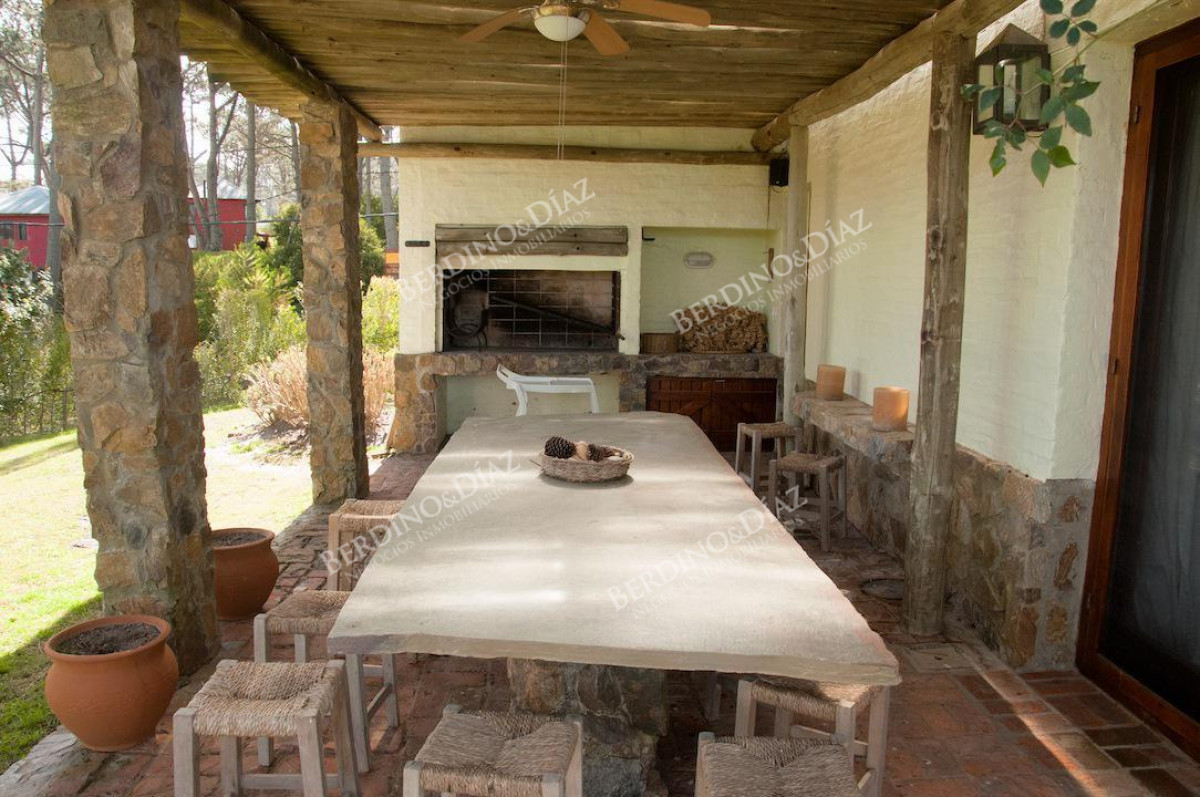 Casa ID.2184 - Residencia en venta en Montoya con vista al mar