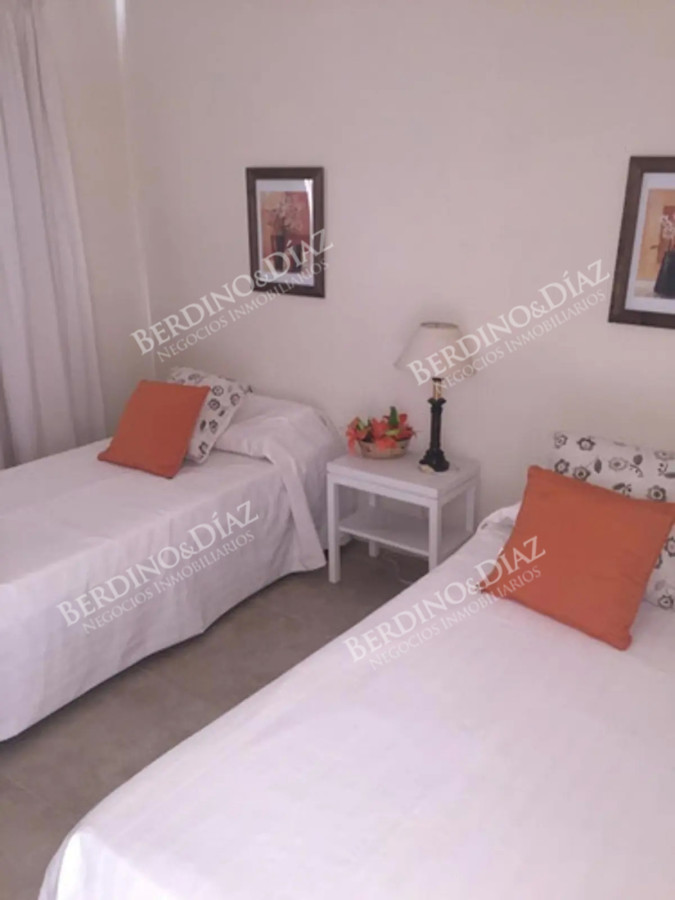 Casa ID.2821 - Casa espectacular en Playa Mansa en venta para proyecto 