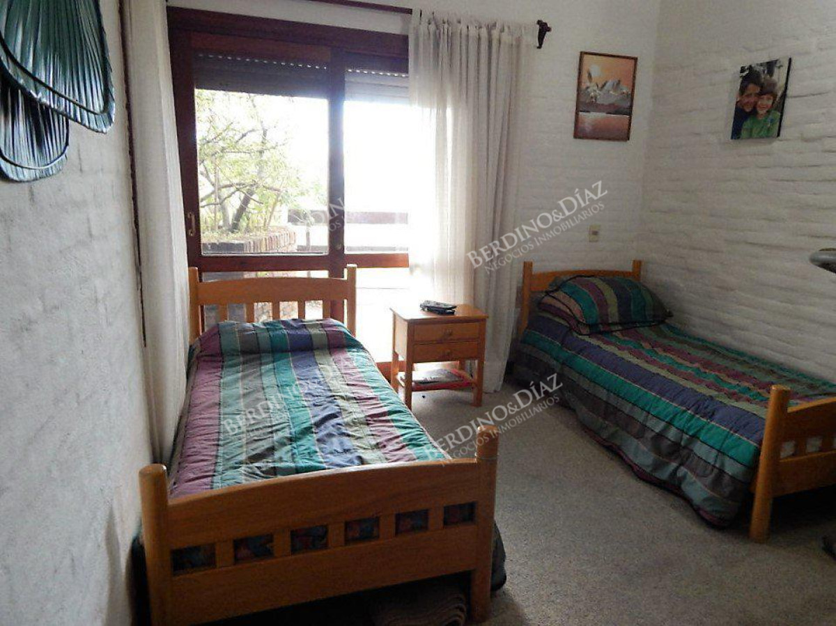 Casa ID.101 - Venta casa en Pinares a 100 metros de la Playa Mansa