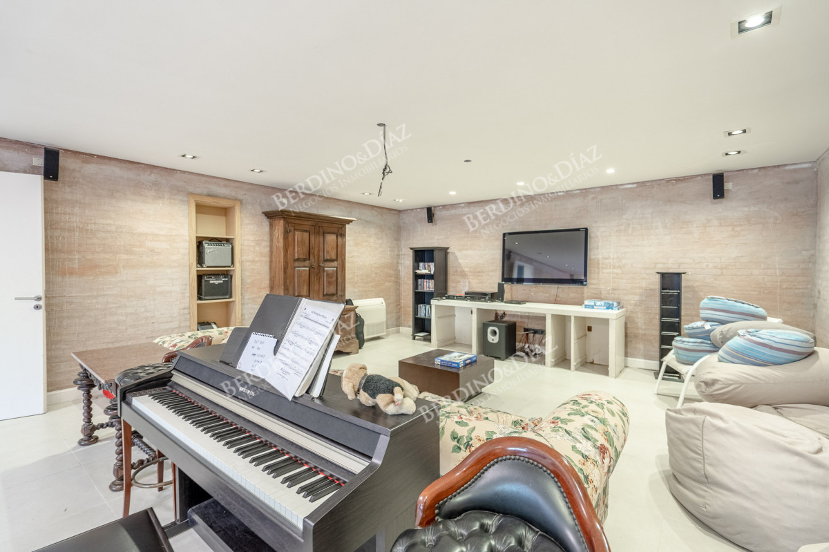 Casa ID.2394 - Mansion en venta en Beverly Hills 9 dormitorios