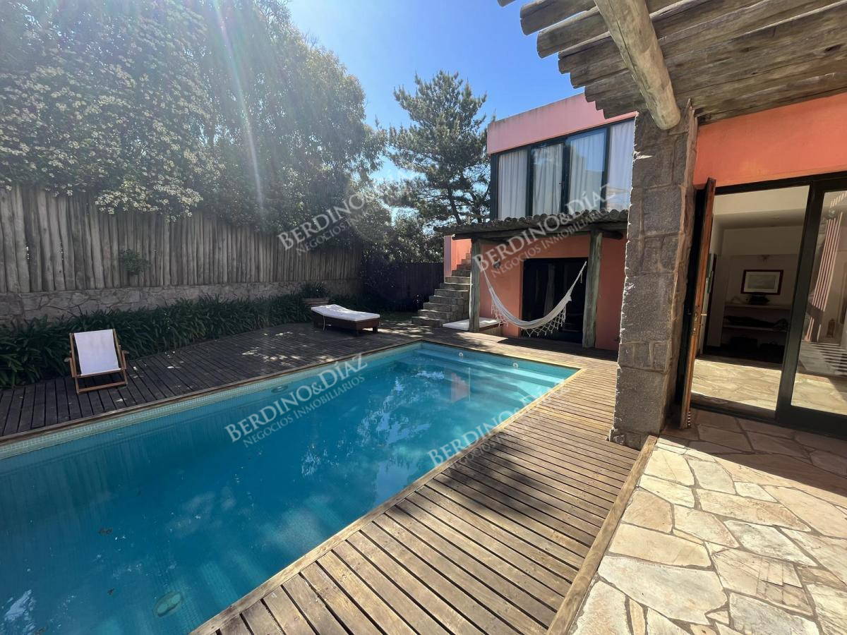Casa ID.2151 - Casa en venta ocn vista al mar Manantiales
