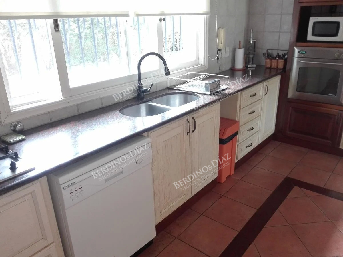 Casa ID.2170 - Casa espectacular en venta a metros del mar Brava