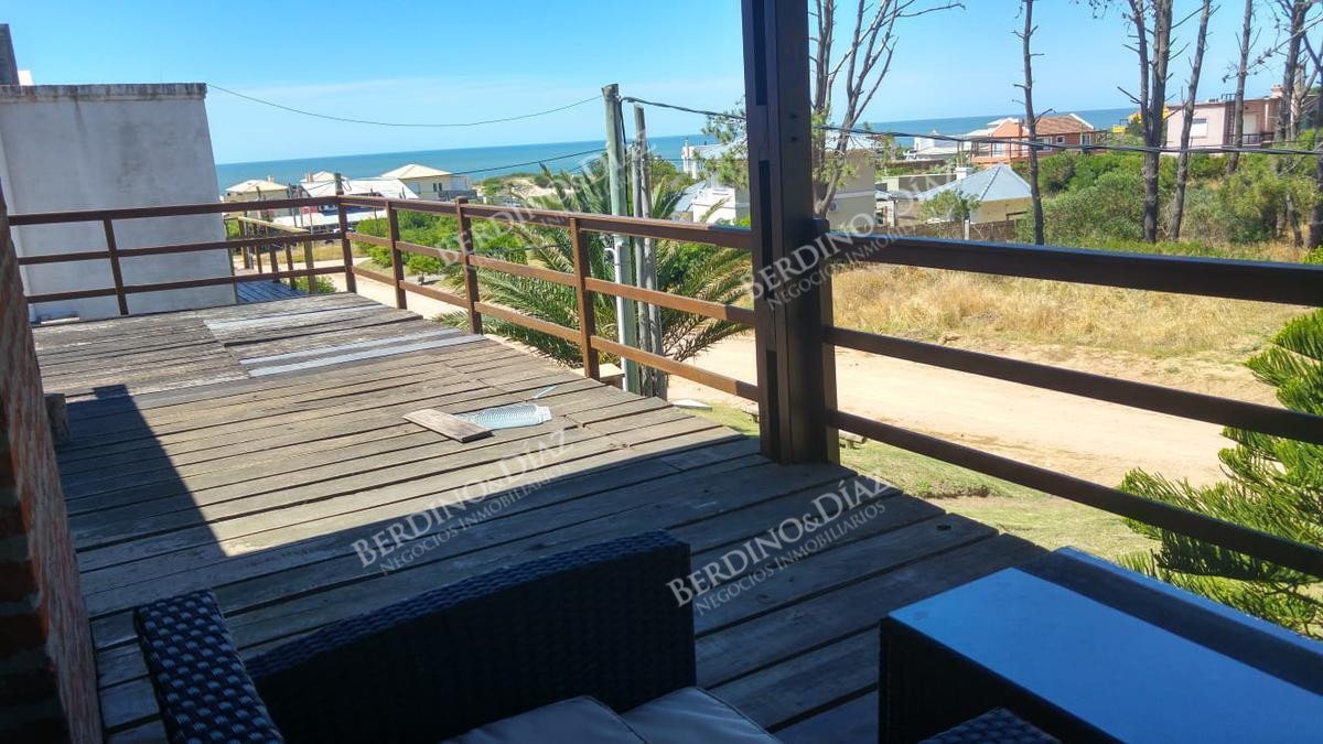 Casa ID.2203 - Casa chalet  en venta Montoya a 200 metros del mar 