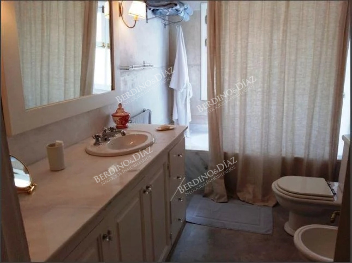 Casa ID.2262 - Impresionante Residencia en venta en Montoya La Barra