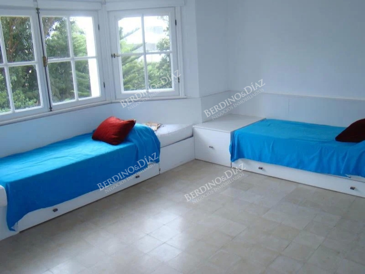 Casa ID.2200 - Casa hermosa en Laguna Blanca en venta