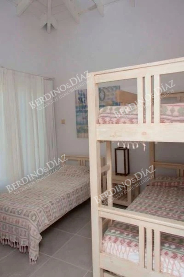 Casa ID.2224 - Casa en venta en Pinar del Faro Jose Ignacio a 2 cuadras del mar
