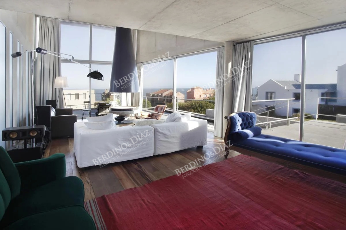 Casa ID.2163 - Casa en venta estilo minimalista con vista al mar
