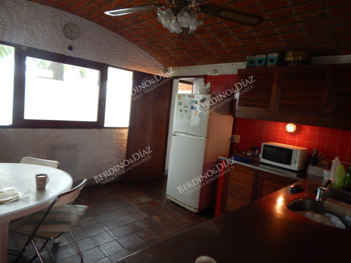 Casa ID.25 -  Casa Estilo Tradicional Ubicada en la Zona mas Exclusiva de Punta del Este