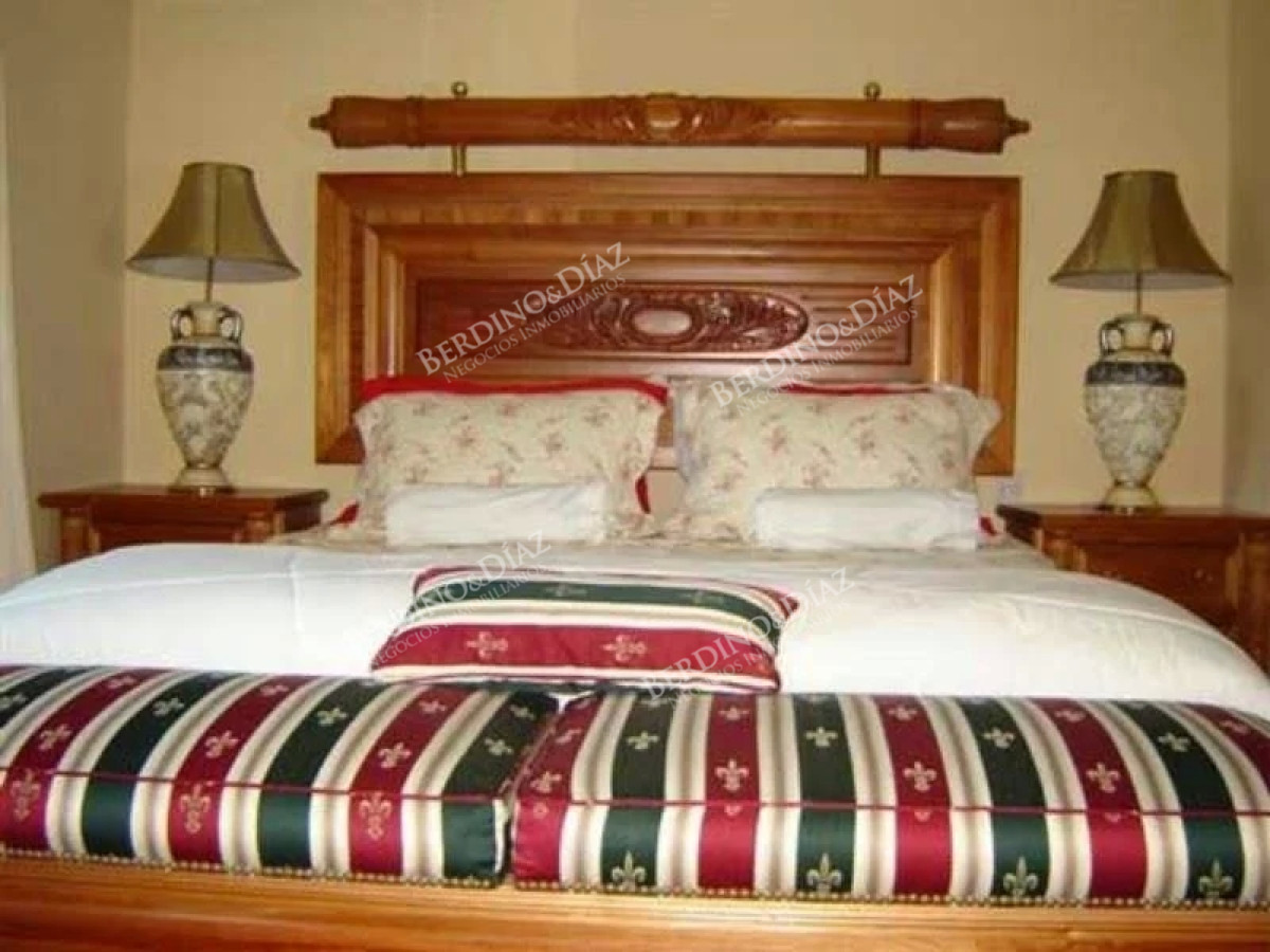 Casa ID.2192 - Casa en venta Barrio Beverly Hills
