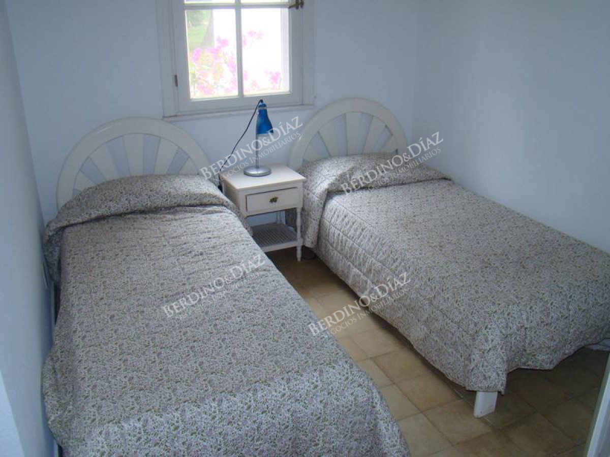 Casa ID.2200 - Casa hermosa en Laguna Blanca en venta