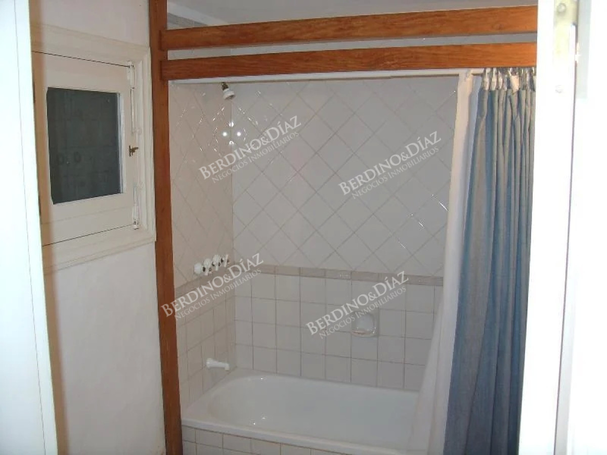 Casa ID.2176 - Casa de diseño italiano en venta en La Barra
