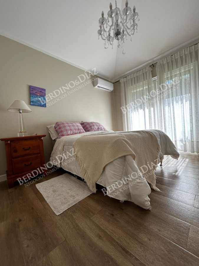 Casa ID.3012 - Casa en alquiler Enero Barrio Lugano Arbolada 