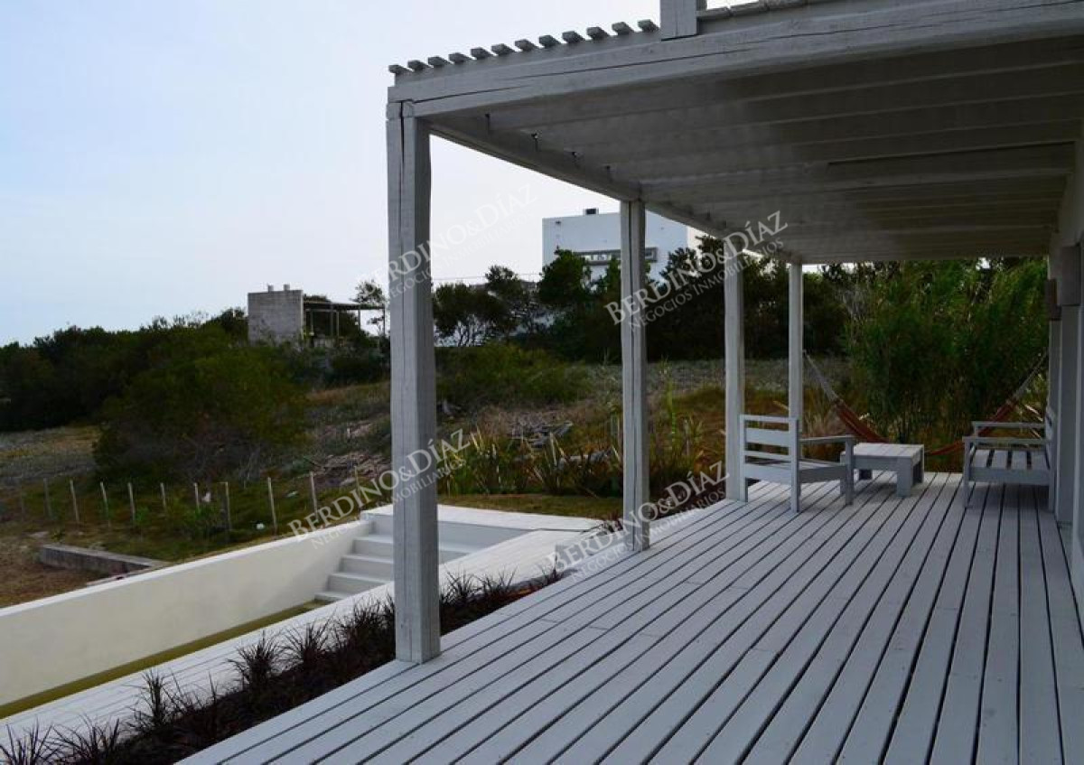 Casa ID.2239 - Casa moderna con vista al marJose Ignacio 