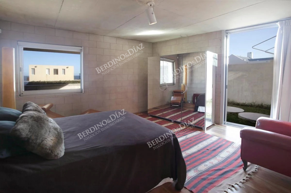 Casa ID.2163 - Casa en venta estilo minimalista con vista al mar