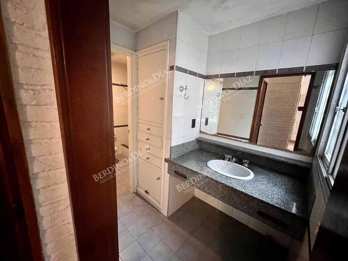 Casa ID.2102 - Venta casa en Pinares Punta del Este