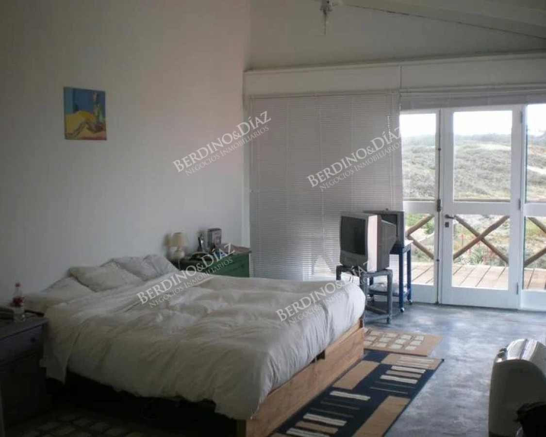 Casa ID.2279 - Casa en venta en las grutas con vista al mar