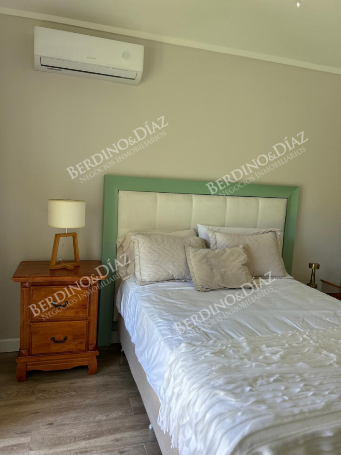 Casa ID.3011 - Hermosa casa en venta en Barrio Lugano Arbolada 