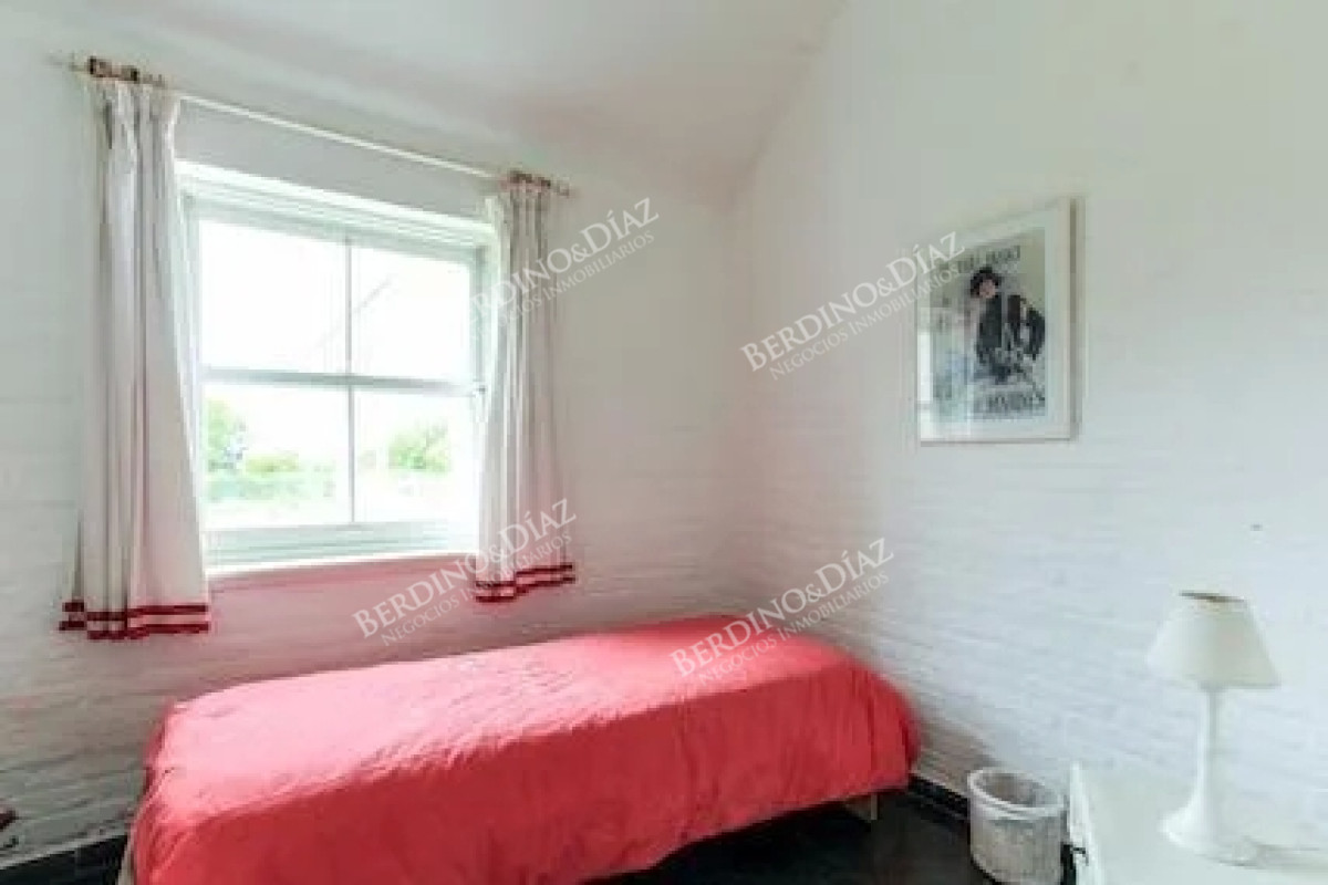 Casa ID.2132 - Casa en venta en El chorro Manantiales con casa de caseros