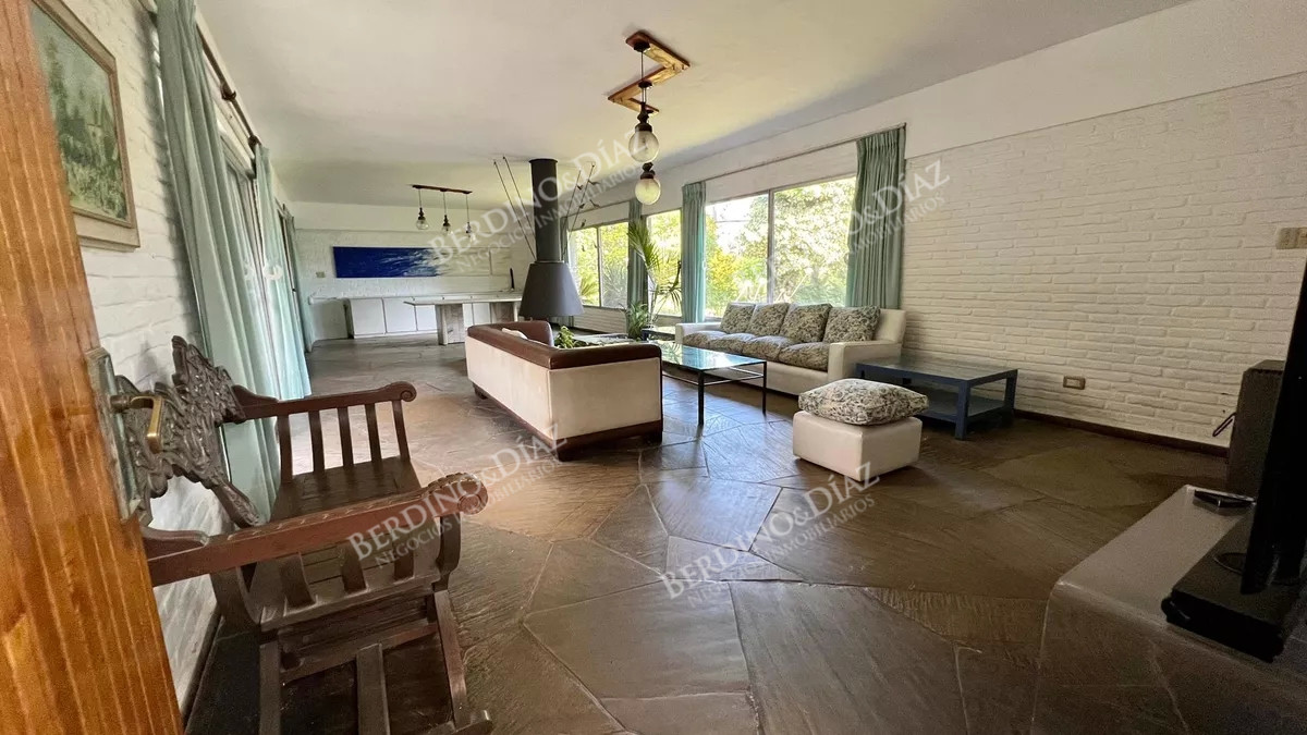 Casa ID.2102 - Venta casa en Pinares Punta del Este