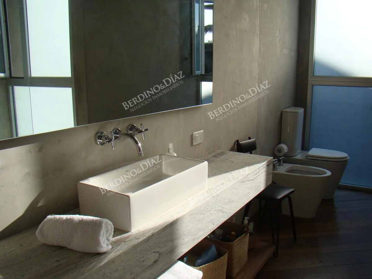 Casa ID.2163 - Casa en venta estilo minimalista con vista al mar