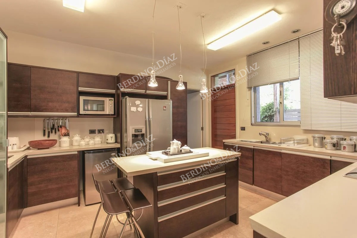 Casa ID.2174 - Hermosa casa en venta en Laguna Blanca