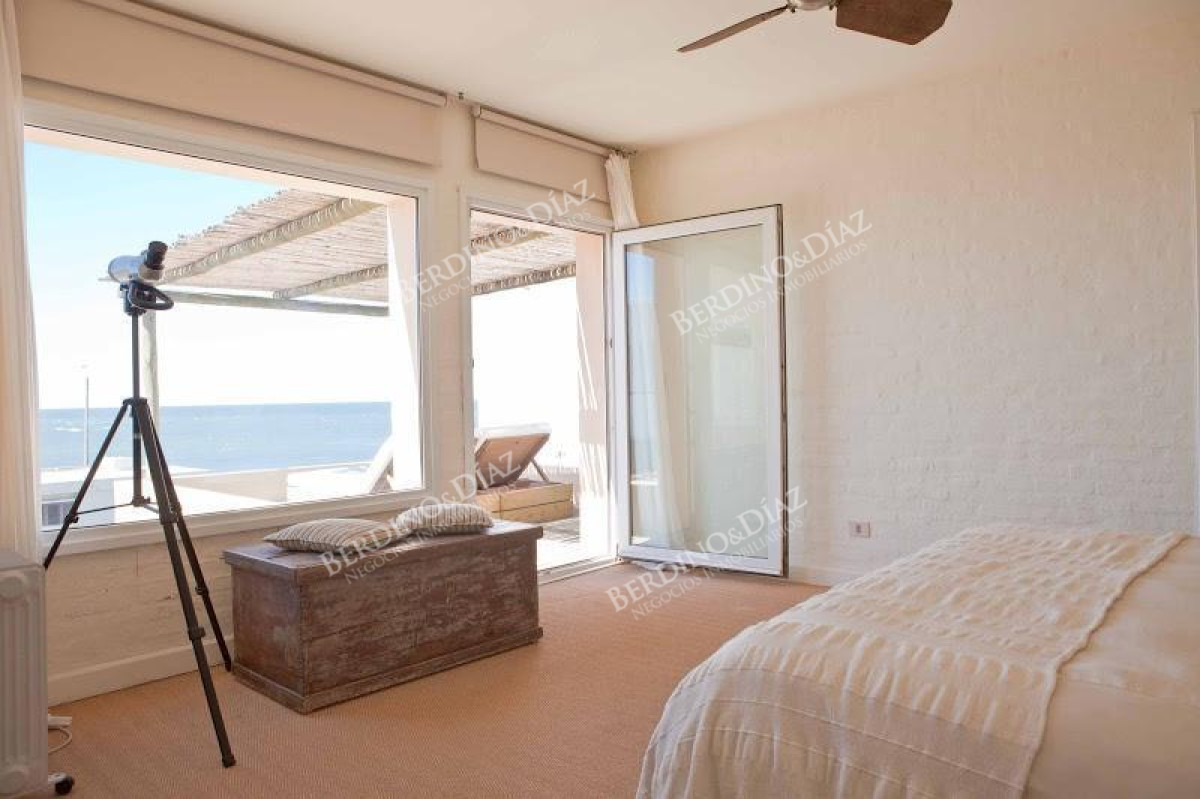 Casa ID.2194 - Casa en venta con vista al mar en Peninsula
