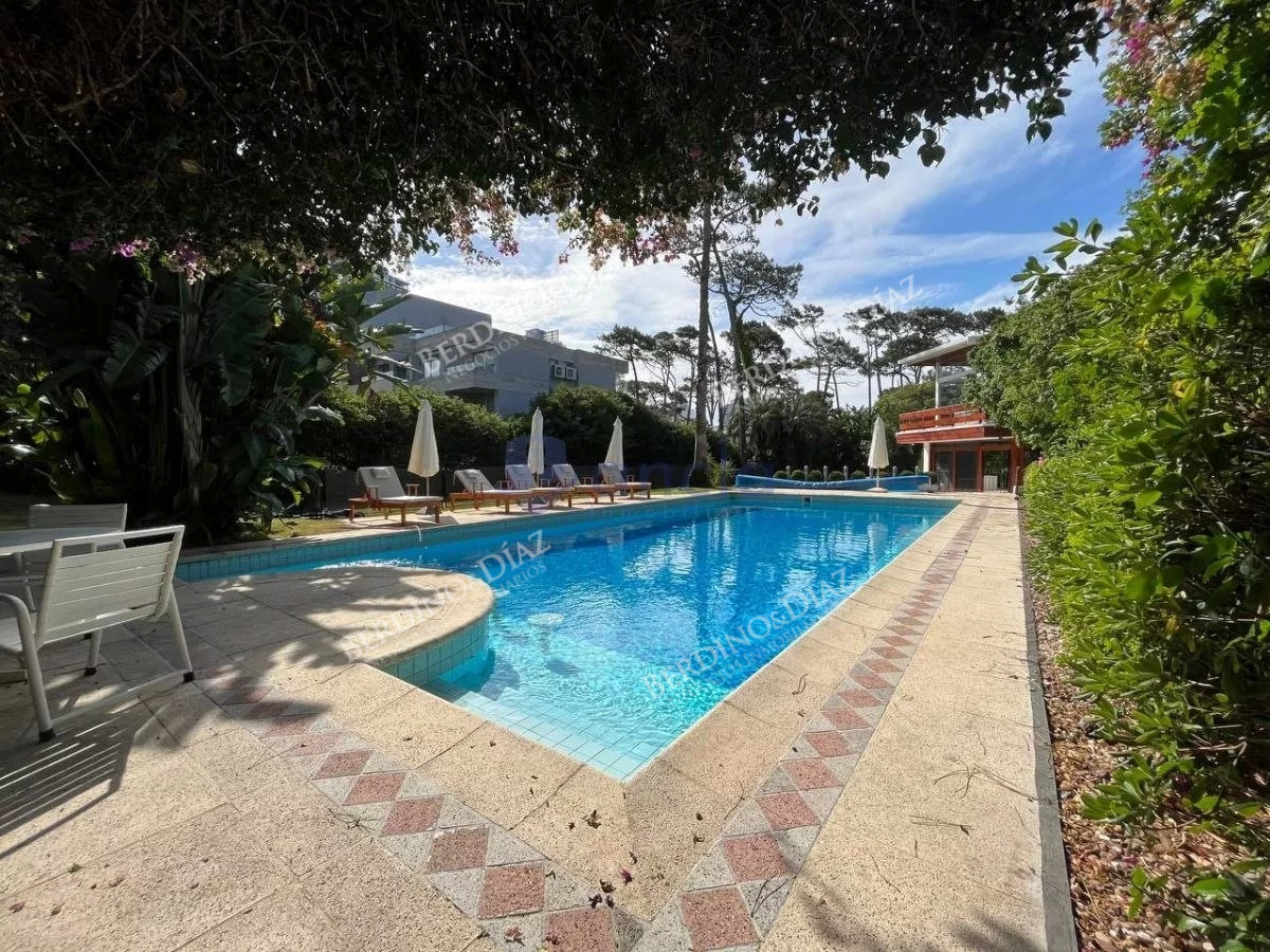 Casa ID.1598 - Casa espectacular en venta  Playa Mansa