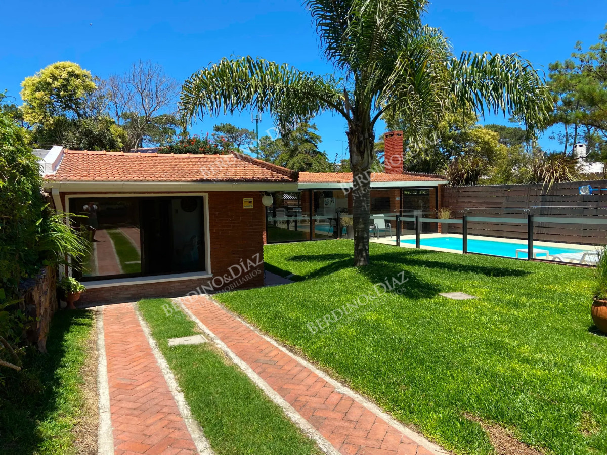 Casa ID.2826 - Casa en Punta del Este, Mansa