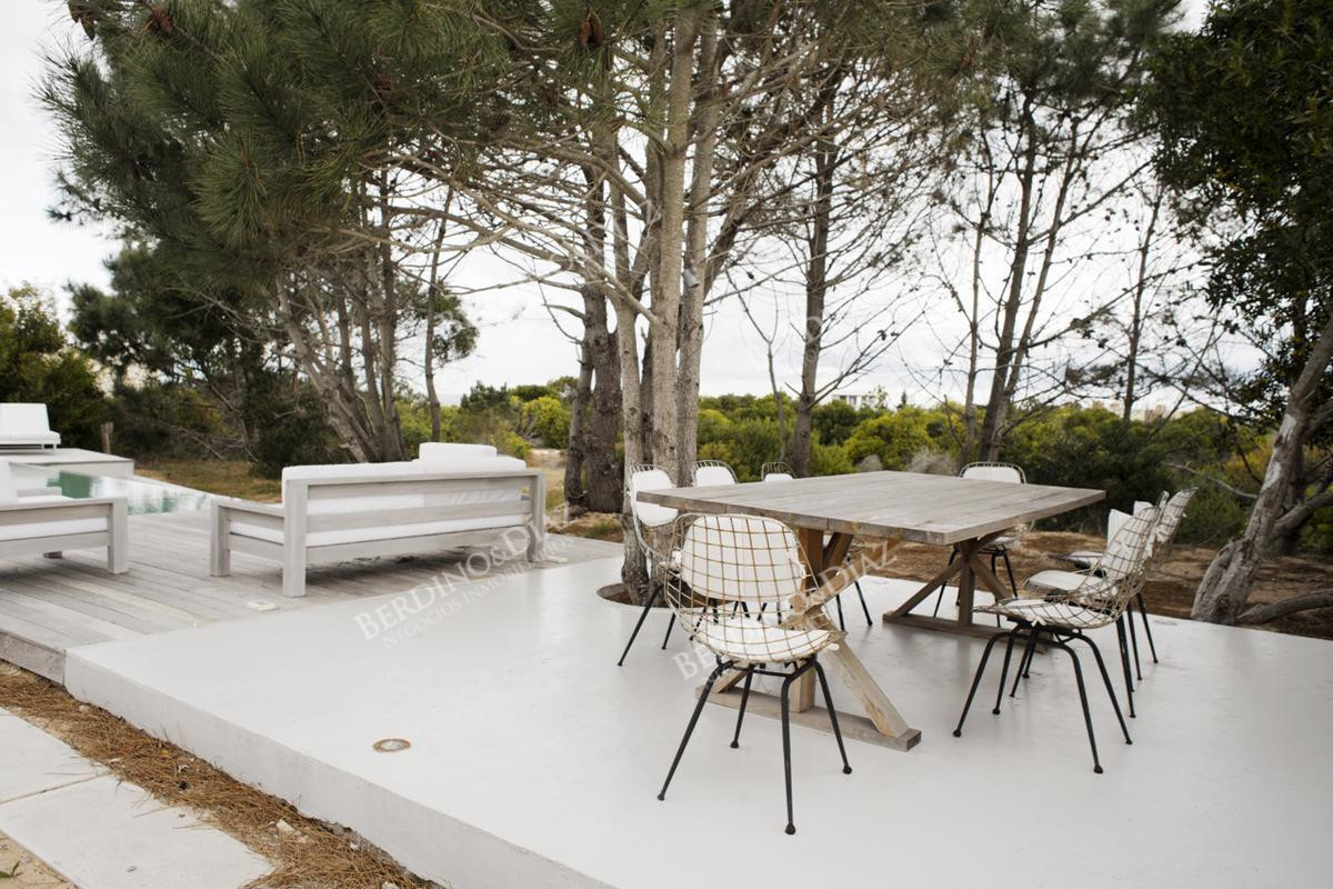 Casa ID.2185 - Casa espectacular estilo moderno en Arenas de Jose Ignacio