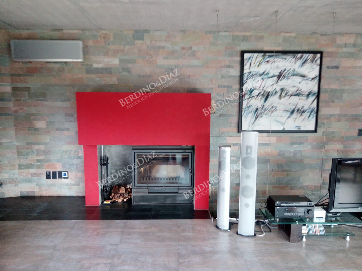 Casa ID.758 - Moderna Residencia Minimalista a 2 cuadras de la Playa