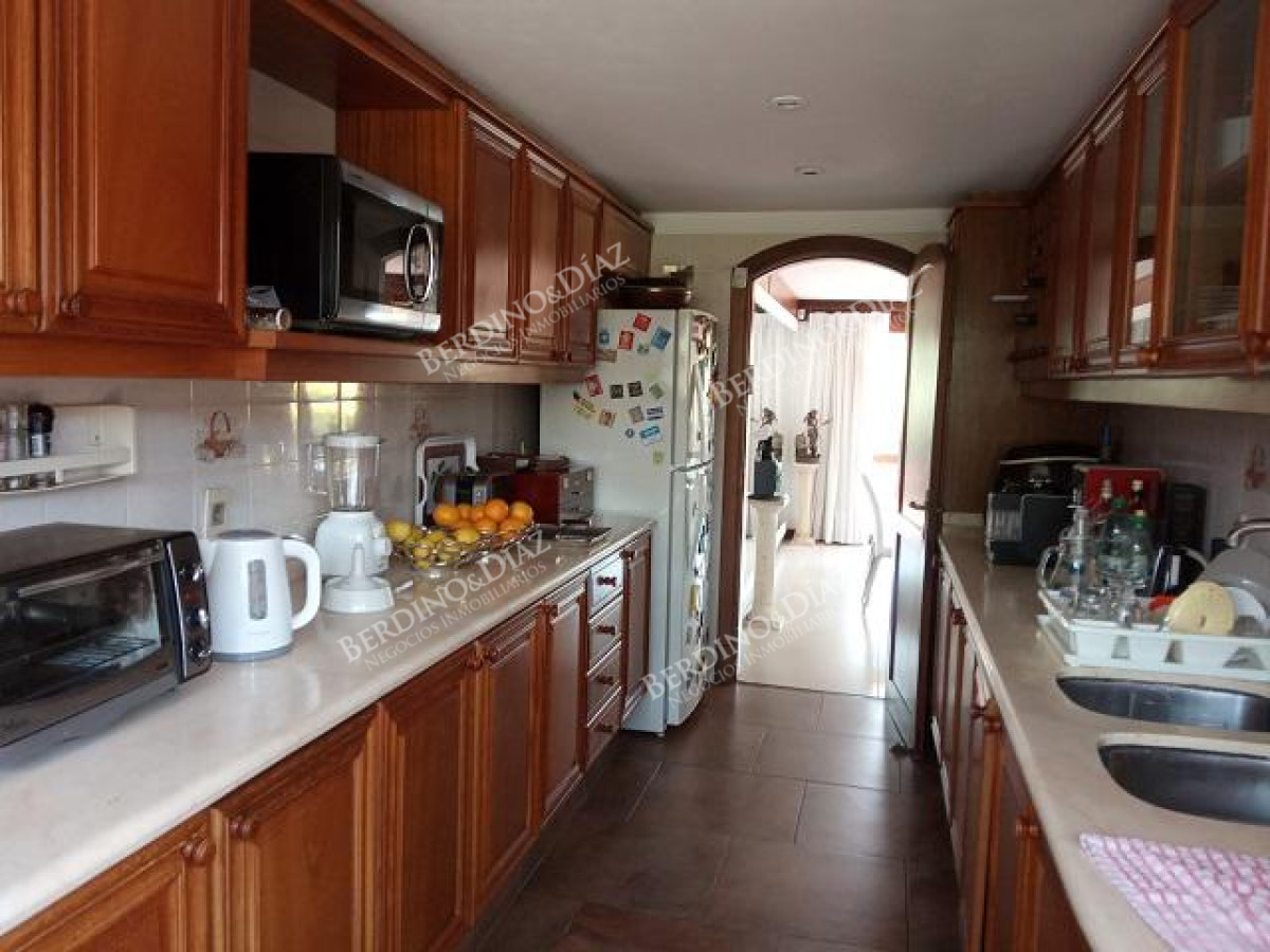 Casa ID.769 - Espectacular casa en Pinares Venta