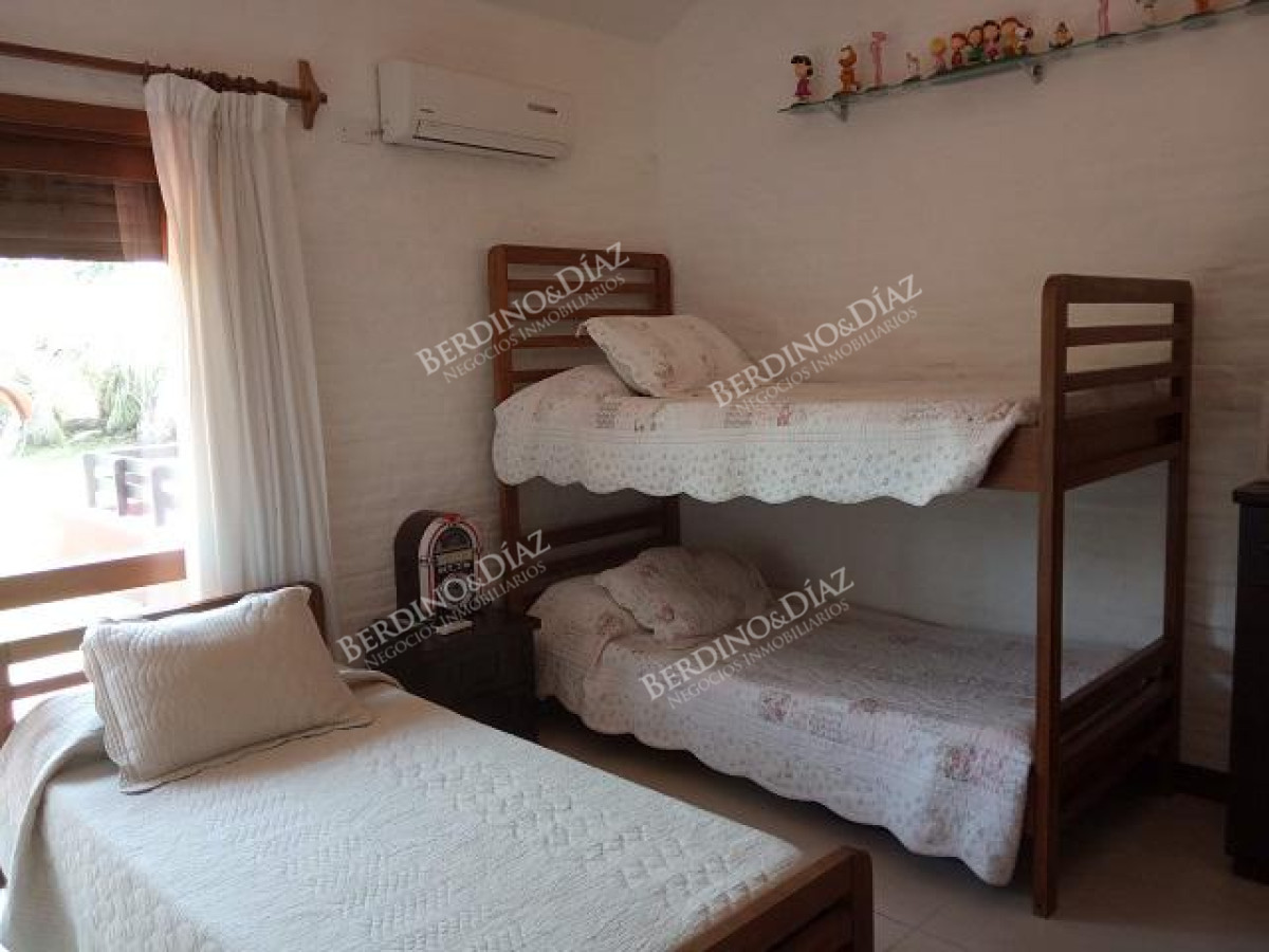 Casa ID.769 - Espectacular casa en Pinares Venta
