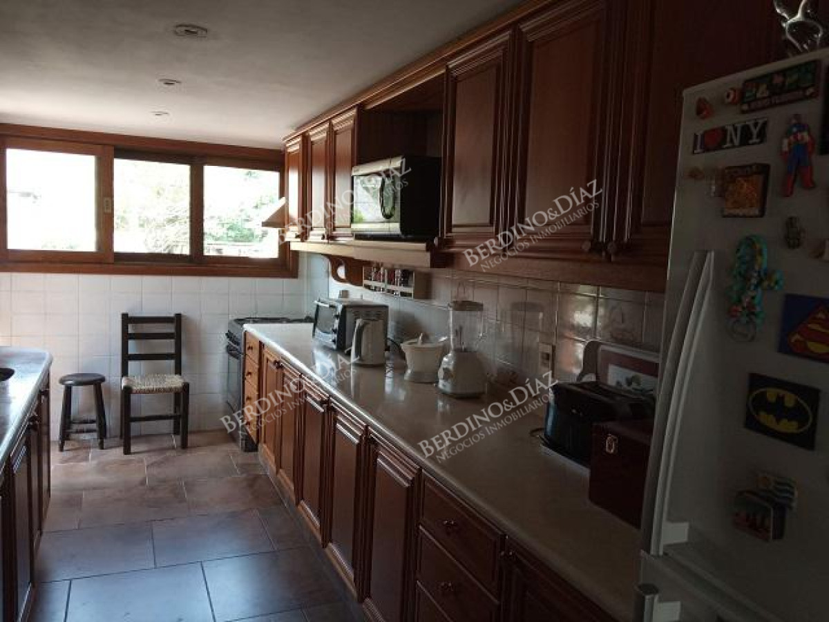 Casa ID.769 - Espectacular casa en Pinares Venta