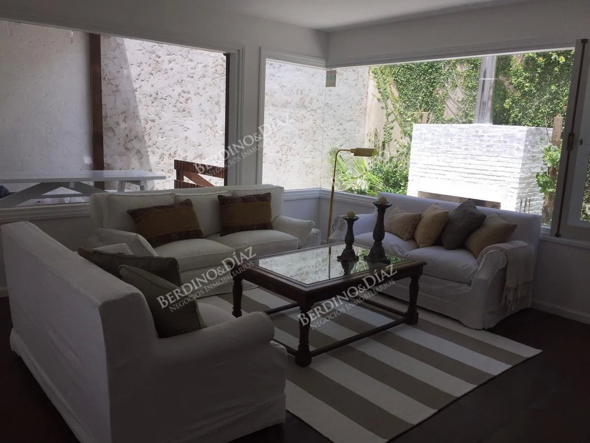 Casa ID.2187 - Casa de 4 dormitorios en venta en La Barra