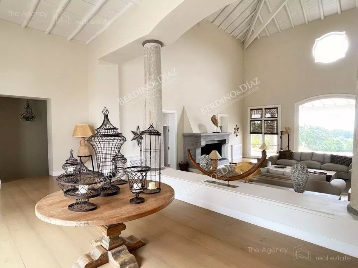 Casa ID.2234 - Exquisita Mansion  propiedad deslumbrante en venta La Barra