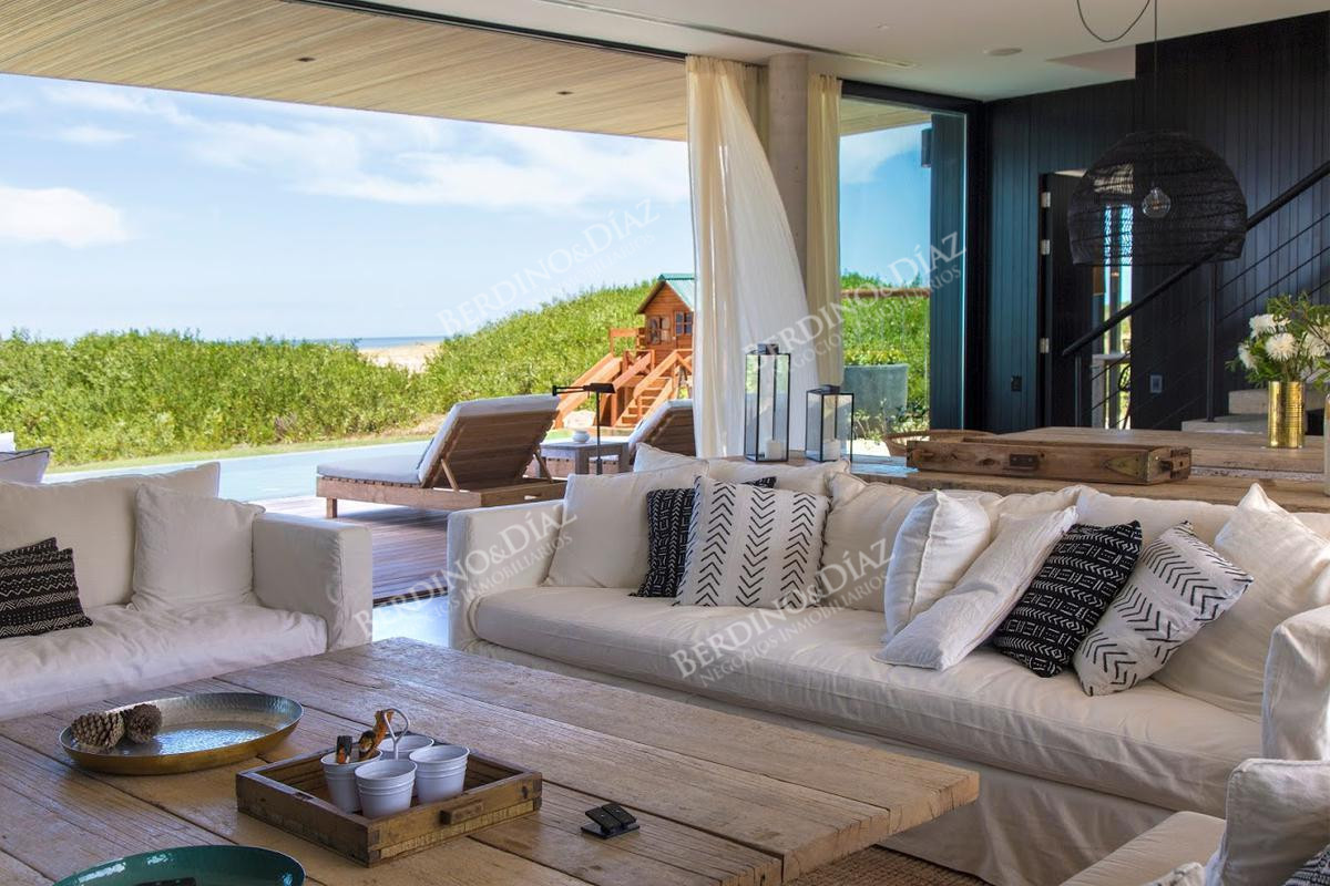 Casa ID.2230 - Espectacular Mansion sobre el mar Jose Ignacio en venta
