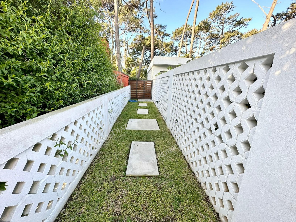Casa ID.1952 - Casa en San Rafael a 3 cuadras del mar